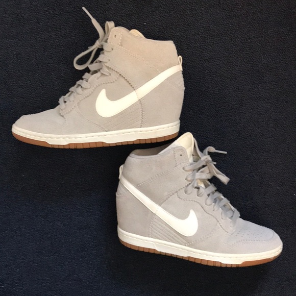 nike dunk sky hi gray